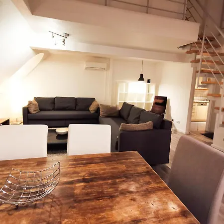 Cf26 75m2 Quiet Duplex شقة