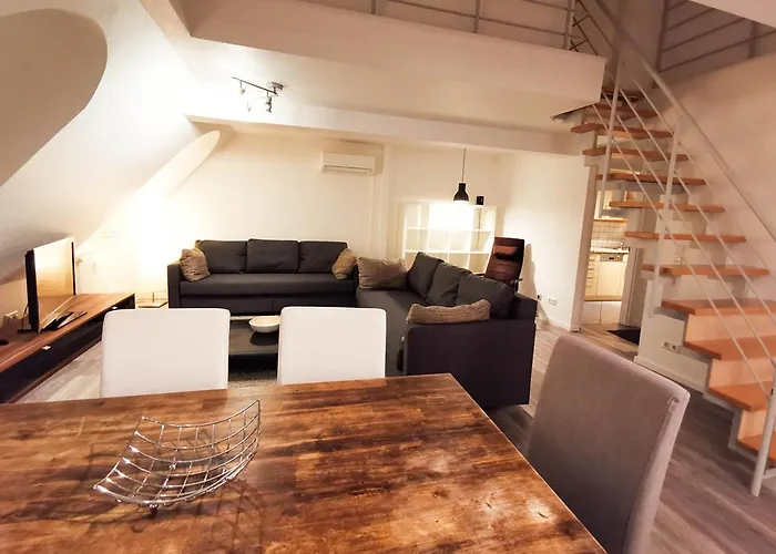 Cf26 75m2 Quiet Duplex شقة